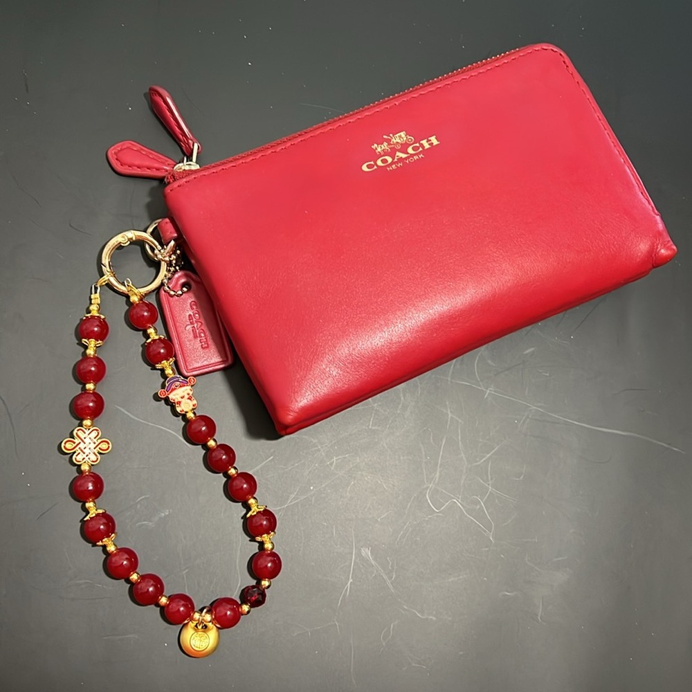 🌺 COACH DOUBLE ZIPPER RED CLUTCH WITH FANCY HANDLE BEADS WRISTLET BAG